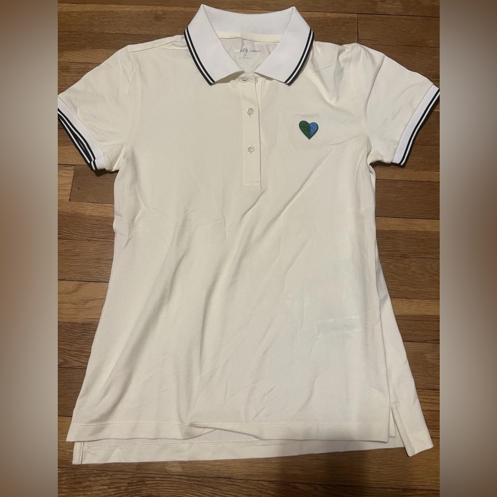 Tory Burch Performance Pique Heart Design Polo T-Shirt In Cream In Size: S